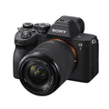 Sony Alpha 7M4. Cámara full-frame con objetivo 28-70 mm f/3.5-5.6 OSS. (ILCE-7M4K)
